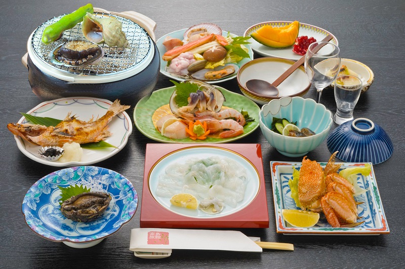 いわない高島旅館で食す日本海絶品海の幸づくし日帰りバスツアー 北海道の旅行はコープトラベル 海外旅行 国内旅行